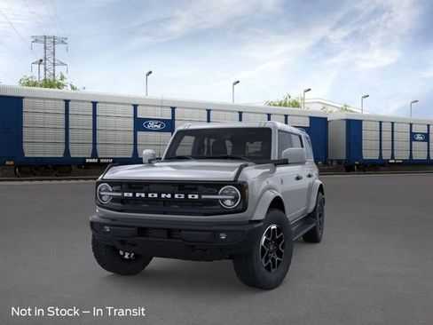 New 2026 Ford Bronco Outer Banks AWD/4WD image 2