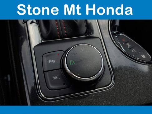 Used 2025 Chevrolet Blazer RS image 32