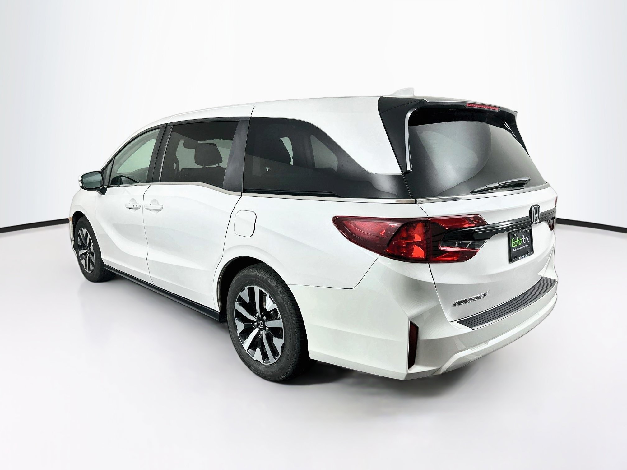 Used 2025 Honda Odyssey EX-L image 5