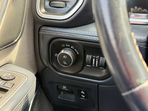 Used 2023 RAM 1500 Limited AWD/4WD image 19