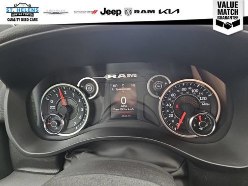 Used 2025 RAM 1500 Big Horn AWD/4WD image 23