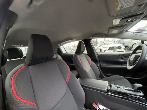 New 2026 Toyota Prius Plug-In Hybrid image 27