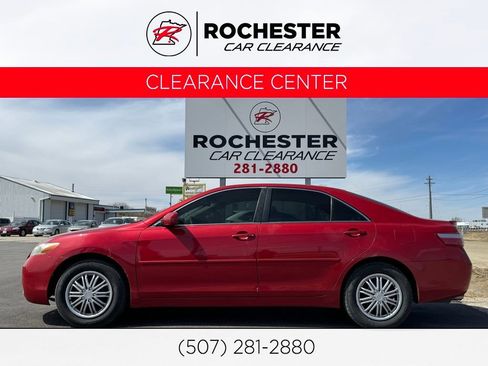 Used 2007 Toyota Camry XLE FWD image 1
