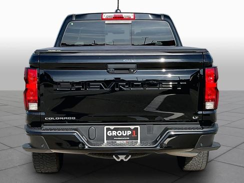Used 2024 Chevrolet Colorado LT w/ LT Convenience Package II RWD image 5