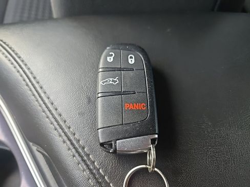 Used 2015 Dodge Challenger SXT w/ Sound Group image 82