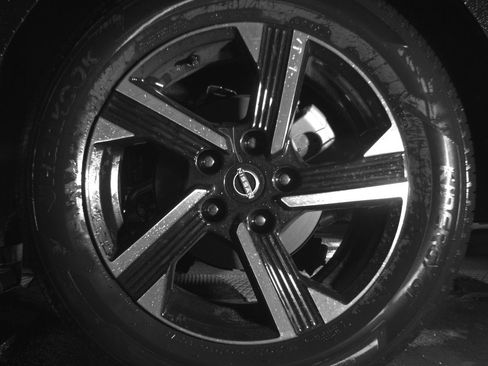 Used 2025 Nissan Sentra SV image 14