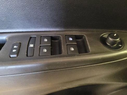 Used 2020 Chevrolet Spark LT FWD image 27