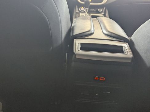 Used 2019 Nissan Murano S image 24