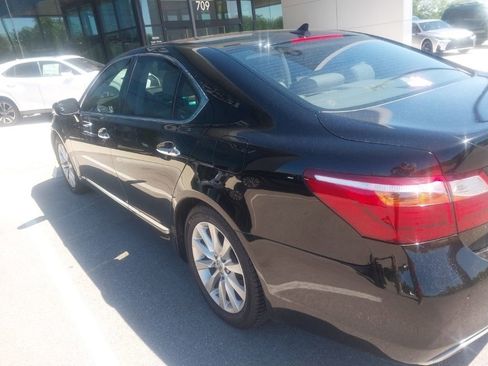 Used 2011 Lexus LS 460 AWD w/ Comfort Plus Pkg image 5