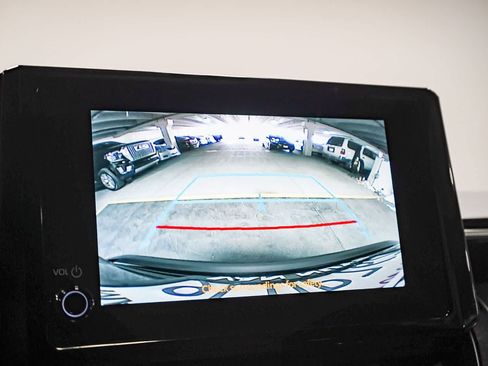 Used 2024 Toyota Corolla SE w/ SE Premium Package FWD image 26