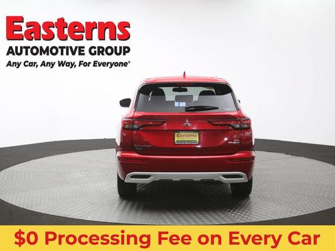 Used 2023 Mitsubishi Outlander SEL AWD/4WD image 38