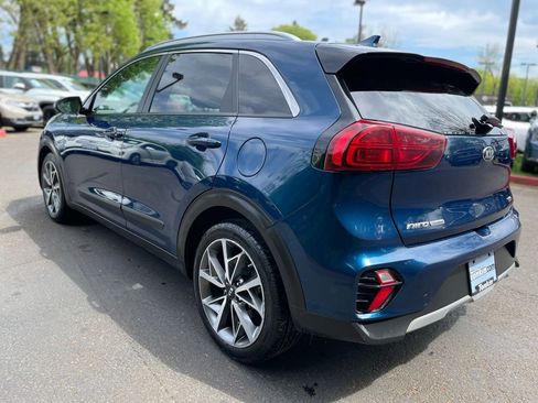 Used 2020 Kia Niro Touring image 6