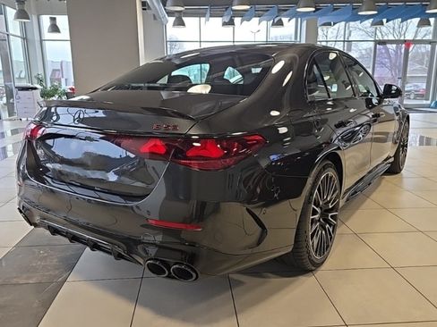 New 2026 Mercedes-Benz E 53 AMG e 4MATIC Sedan image 6