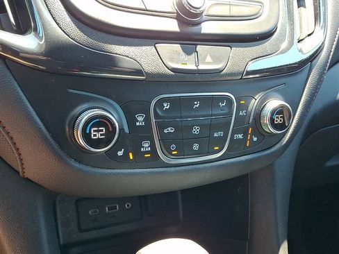 Used 2023 Chevrolet Equinox RS FWD image 15