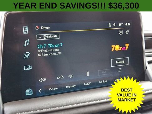 Used 2022 Chevrolet Suburban LT image 20