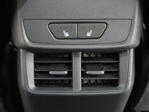 New 2026 Chevrolet Equinox RS w/ Convenience Package III FWD image 43