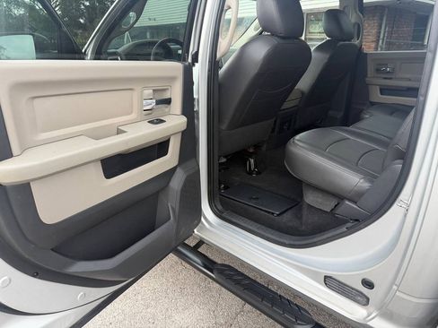 Used 2010 Dodge Ram 1500 Truck SLT RWD image 14
