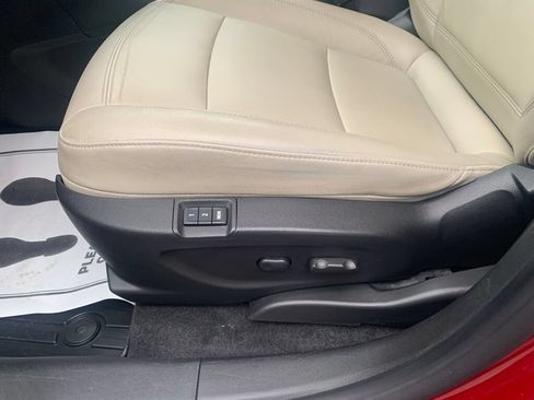 Used 2019 Buick Encore Essence AWD/4WD image 12