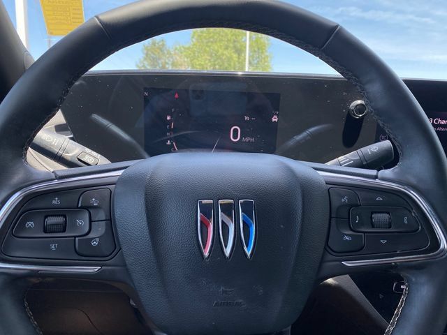 Used 2025 Buick Envista Avenir FWD image 14