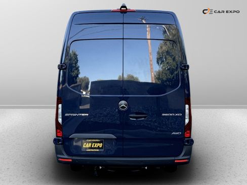 Used 2024 Mercedes-Benz Sprinter 3500 image 5