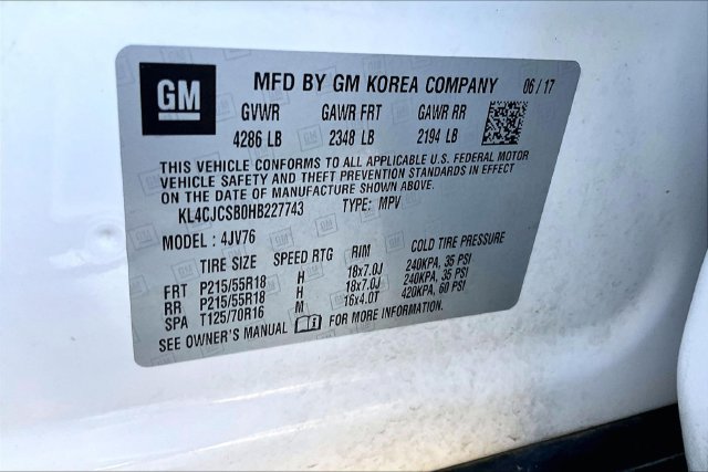 Used 2017 Buick Encore Essence FWD image 31