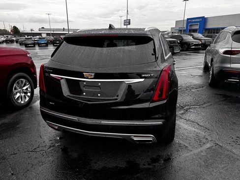 Used 2023 Cadillac XT5 Premium Luxury image 3