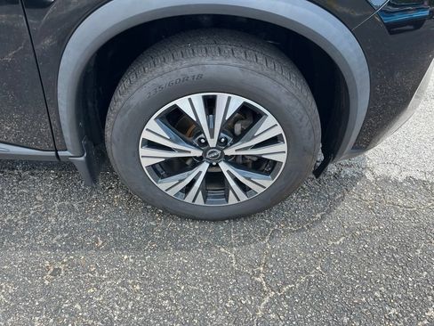 Used 2023 Nissan Rogue SV AWD/4WD image 43