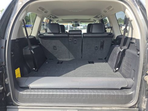 Used 2014 Lexus GX 460 w/ Premium Package AWD/4WD image 13