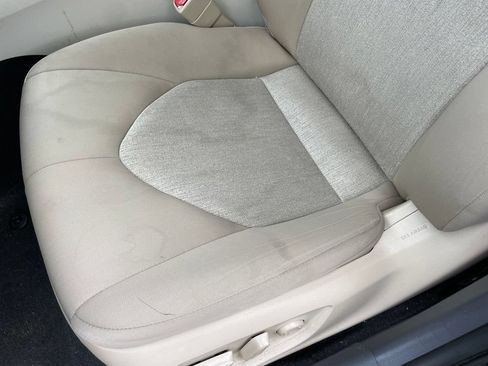 Used 2022 Toyota Camry LE FWD image 24