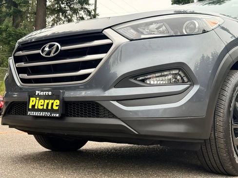 Used 2017 Hyundai Tucson SE Plus AWD/4WD image 27
