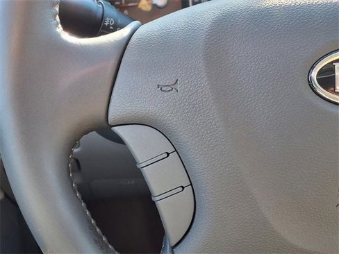 Used 2007 Kia Sedona EX image 13