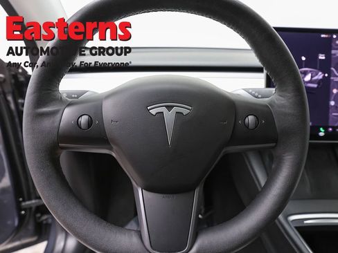Used 2021 Tesla Model Y Long Range AWD/4WD image 10