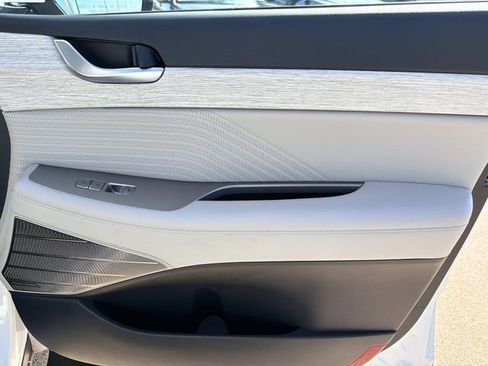 Used 2025 Hyundai Palisade Calligraphy image 6