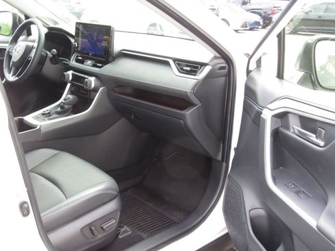 Used 2024 Toyota RAV4 Limited w/ Advanced Technology Package AWD/4WD image 19