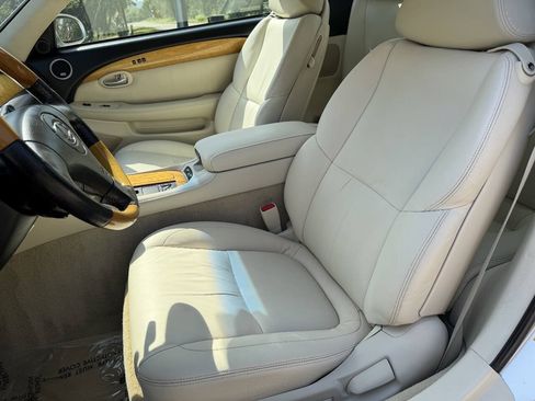 Used 2005 Lexus SC 430 Convertible RWD image 43