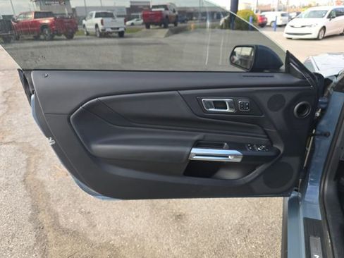 Used 2024 Ford Mustang GT Premium image 11