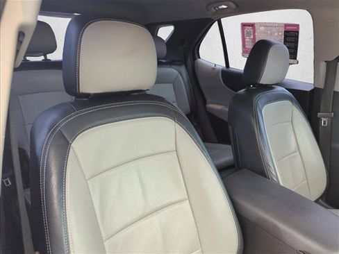 Used 2018 Chevrolet Equinox LS FWD image 26