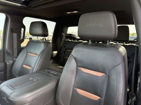 Used 2021 GMC Sierra 2500 AT4 w/ AT4 Premium Plus Package AWD/4WD image 14