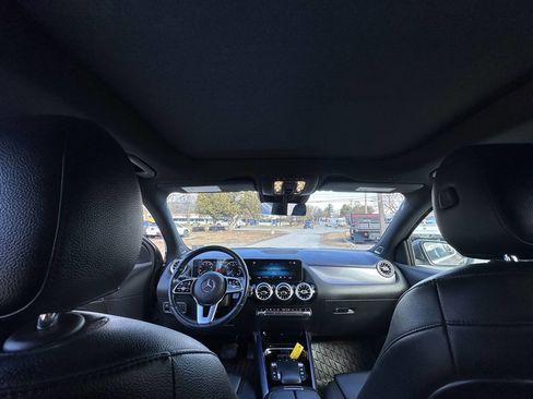 Used 2021 Mercedes-Benz GLA 250 4MATIC image 10