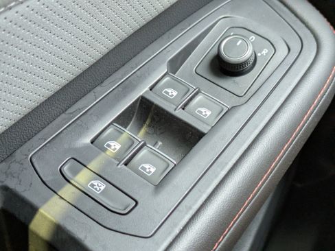 Certified 2025 Volkswagen Atlas Peak Edition SE image 25