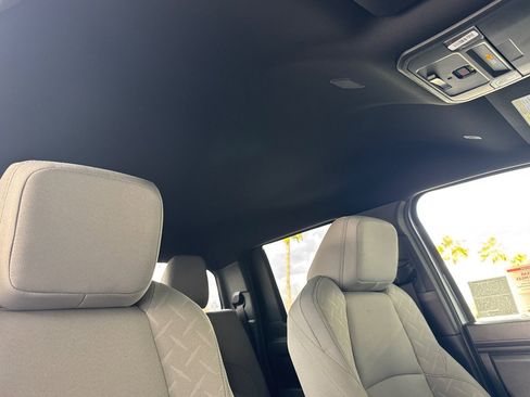 Certified 2025 Toyota Tacoma SR5 image 15