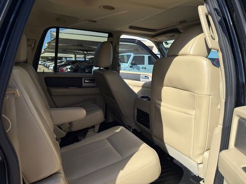 Used 2016 Ford Expedition EL XLT w/ Equipment Group 202A image 16