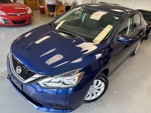 Used 2017 Nissan Sentra S FWD image 6