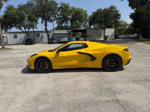 New 2027 Chevrolet Corvette Stingray Convertible w/ Z51 Performance Package RWD image 5