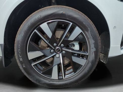 New 2026 Volvo XC60 B5 Plus w/ Protection Package Premier AWD/4WD image 26
