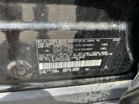 Certified 2025 Toyota RAV4 XLE FWD image 10