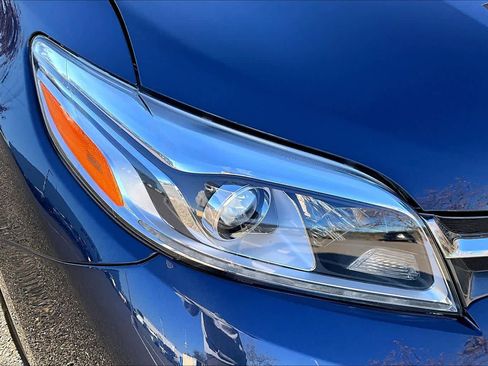 Used 2019 Toyota Sienna Limited Premium image 27