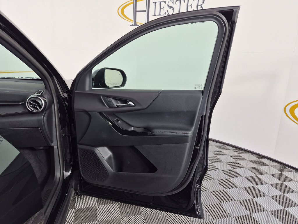 Certified 2026 Chevrolet Equinox LT FWD image 34