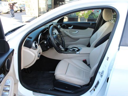 Used 2016 Mercedes-Benz C 300 Sedan image 9