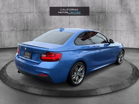 Used 2016 BMW M235i Coupe image 5